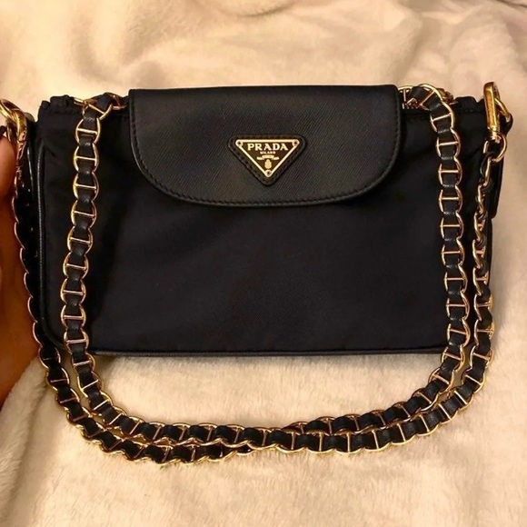 Authentic Prada Crossbody - Picture 1 of 7
